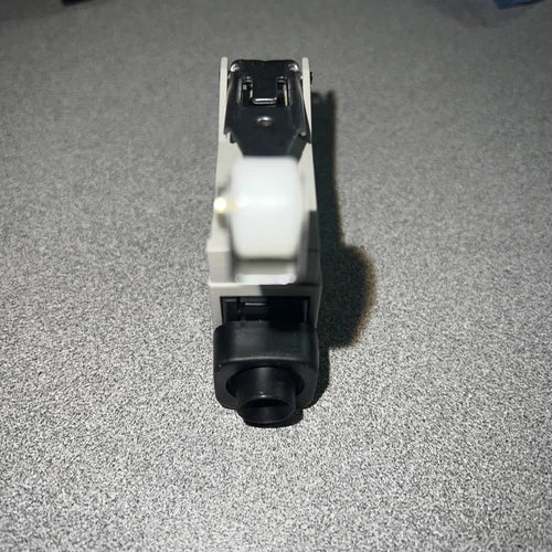 1PC  Omron D4MC-2000 Limit Switch D4MC2000 #P