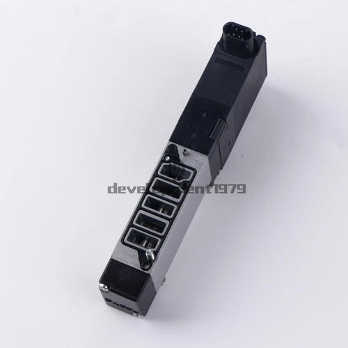 1PC   MT2H-5/2-4,0-L-S-VI-B 159452 solenoid valve
