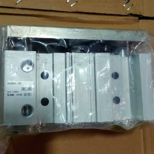1PC  SMC Three-bar cylinder MGPM63-25Z Free shipping