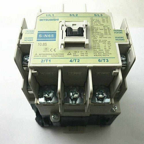 1PC   Mitsubishi Contactor S-N65 220VAC free shipping