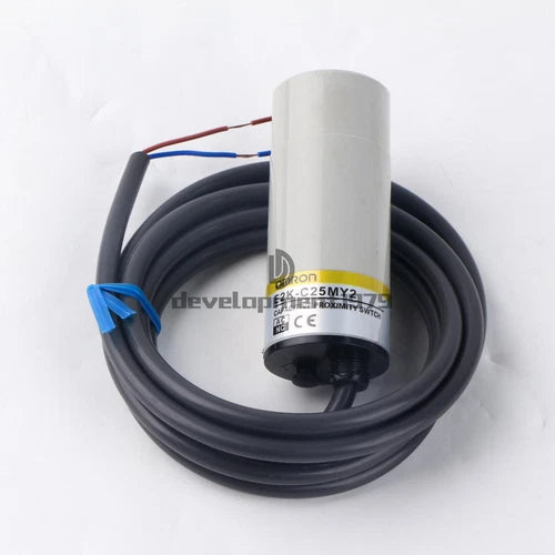 1PC  Proximity switch E2K-C25MY2