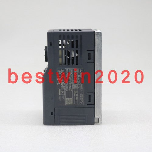 1PC  Mitsubishi in box Inverter FR-D720-0.1K One year warranty