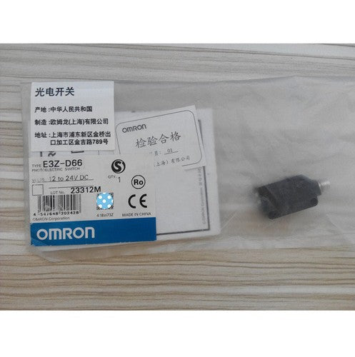 OMRON  E3Z-D66 E3ZD66 Photoelectric Sensor Free Shipping