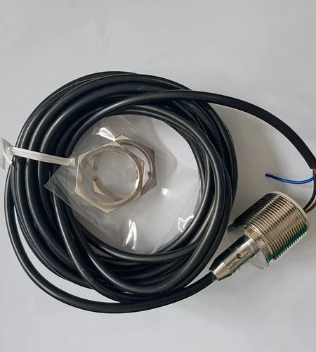1PC   Proximity switch sensor   IIT209