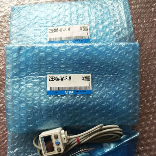 ONE   SMC ZSE40A-W1-R-M Pressure switch Free shipping