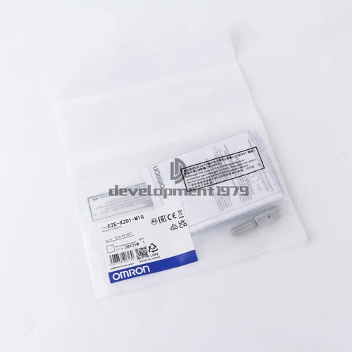 1PC ONE  E2E-X2D1-M1G E2EX2D1M1G  Proximity Switch