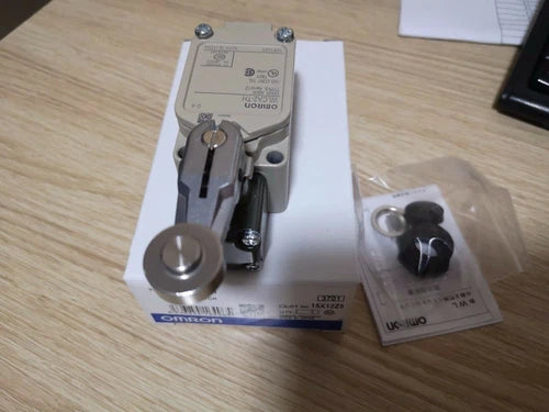 1PC   IN BOX  Limit Switch WLCA12-2N-N WLCA12-TH WLCA2-TH WLCA12-TH-N