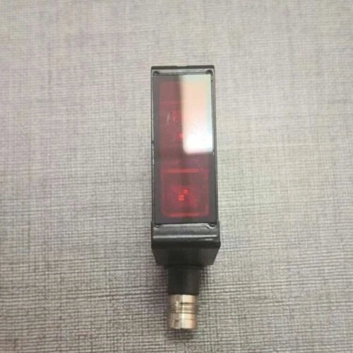 1PC  Photoelectric Switch FHDM 12P5001/S35A