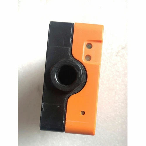 1piece   Proximity Switch  KD5018 KDE3060-FPKG/NI