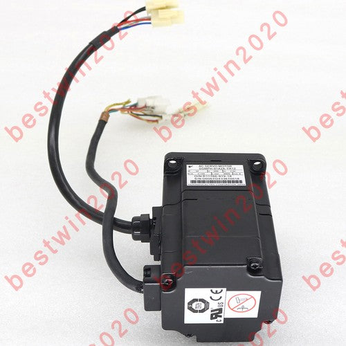 one  Yaskawa servo Motor SGMPH-01A2A-YR12 Fast Delivery