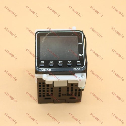 OMRON  E5CC-QX2ASM-802 Temperature Controller 100-240VAC Ship