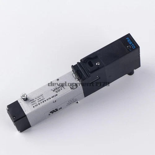 1PC   MT2H-5/2-4,0-L-S-VI-B 159452 solenoid valve