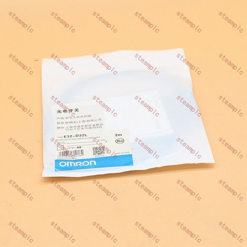 1pc OMRON  Photoelectric Switch Fiber Unit E32-D32L 2M Free SHIP