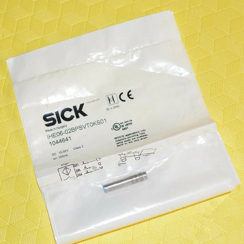 1pc   IHE06-02BPSVT0KS01 1044641  proximity switch