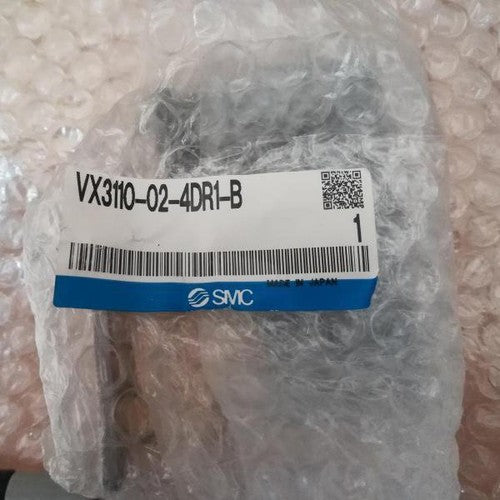 ONE  SMC VX3110-02-4DR1-B three-way solenoid valve Free shipping