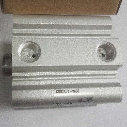 1PC   SMC CDQ2A50-30DZ thin cylinder in box Free shipping