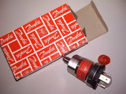 One  Pressure Switch For Danfoss AKS32R 060G1036 Free Shipping