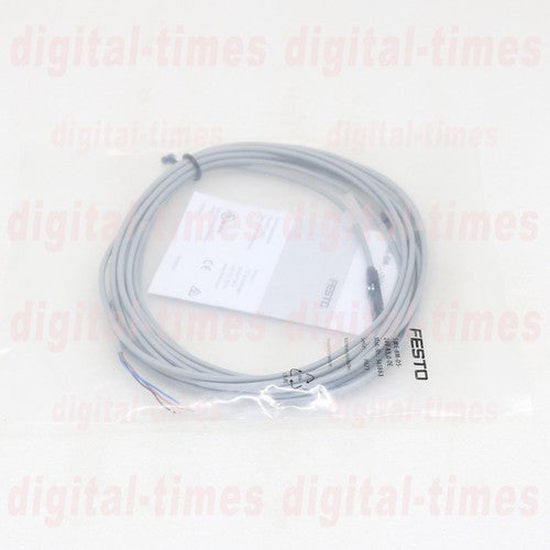 1PC  FESTO magnetic switch SME-8M-DS-24V-K5,0-OE 543863 Fast Ship#LJ