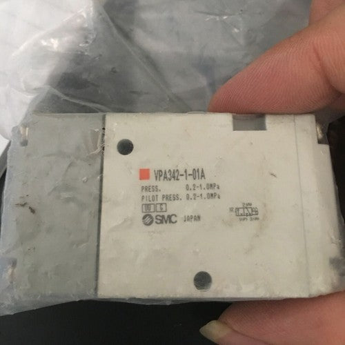 ONE  SMC VPA342-1-01A Solenoid Valve VPA342101A Free shipping