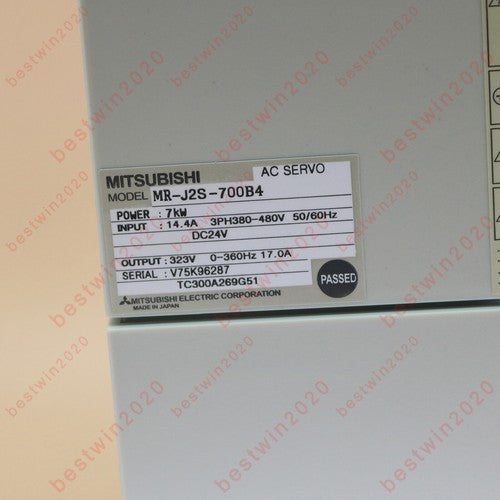1pcs  Mitsubishi MR-J2S-700B4 AC servo drive in box  SHIP
