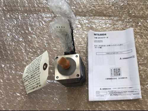 Mitsubishi HC-KFS0336-S1 servo motor in box Free Shipping