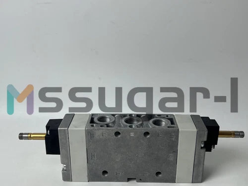 1PCS    MFH-5/3E-3/8-B 19708 Solenoid Valve