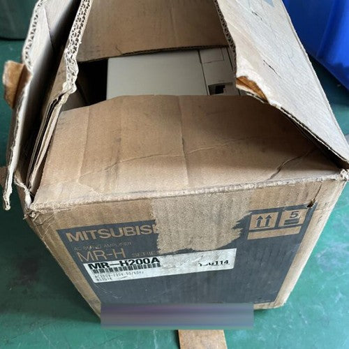 ONE  Mitsubishi IN BOX Servo Driver MR-H200AN MR-H200AN free shipping