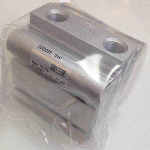 ONE  SMC CDQ2B32-15DZ thin cylinder Free shipping