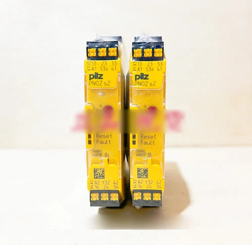 1PC  Safety Relay   751102 PNOZ s2 C