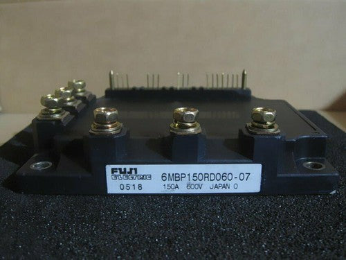 One  MODULE For FUJI 6MBP150RD060-07 6MBP150RD-060-07 Free Shipping