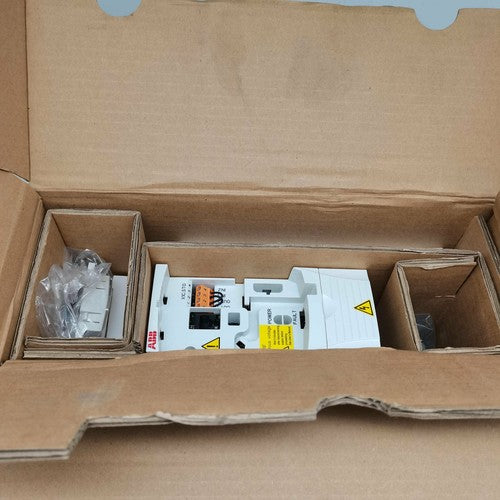 1pc  Abb Inverter ACS355-03E-04A1-4 3P AC380V~480V 1.5KW Free shipping