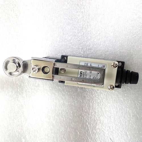 1PC  Limit Switch D4V8108SZN   D4V-8108SZ-N