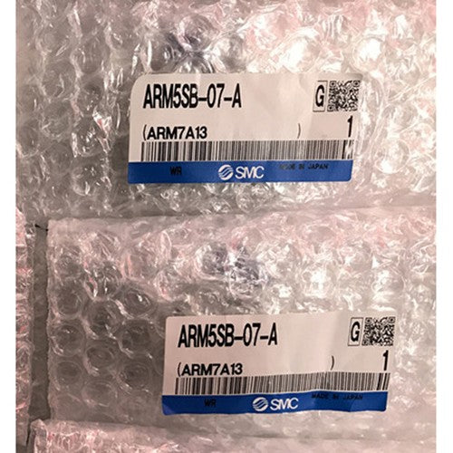 ONE  SMC ARM5SB-07-A Regulating valve Free shipping