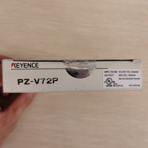 1pc  keyence PZ-V72P Photoelectric switch sensor one Year Warranty