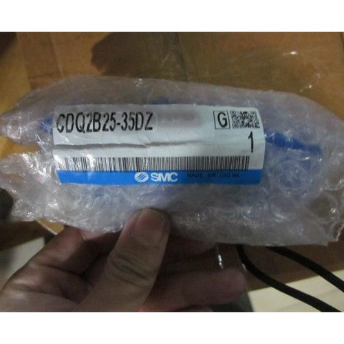 one  SMC CDQ2B25-35DZ Thin cylinder Free shipping