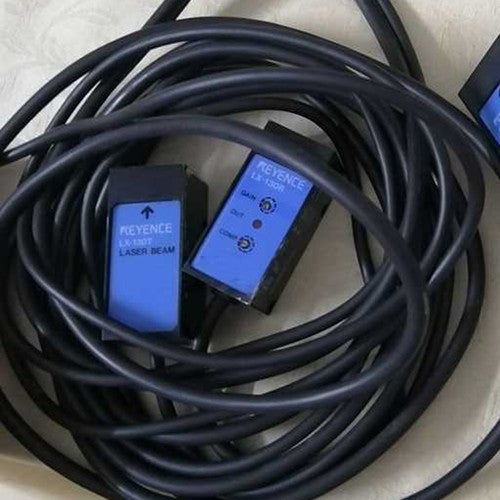 one For  KEYENCE LX-130 laser sensor Free shipping