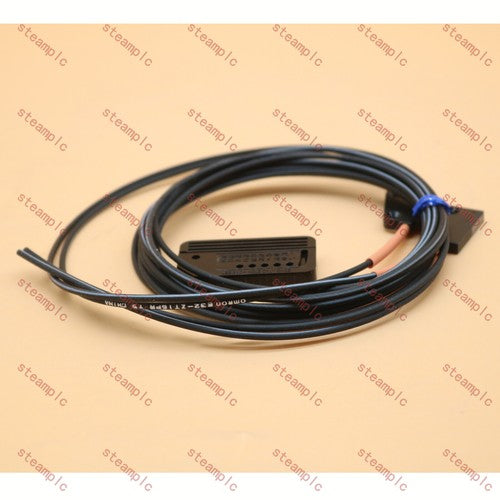 OMRON  ONE fiber optic sensor E32-ZT16PR E32-ZT16PR 2M spot stock