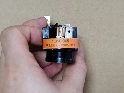 1PC Refrigerator Start Relay Overload Protector For   1.350.045 FF7.5BK