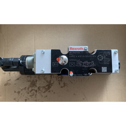 4WREE6W32-24/G24K31A1V Rexroth valve R900911004  Fast Delivery