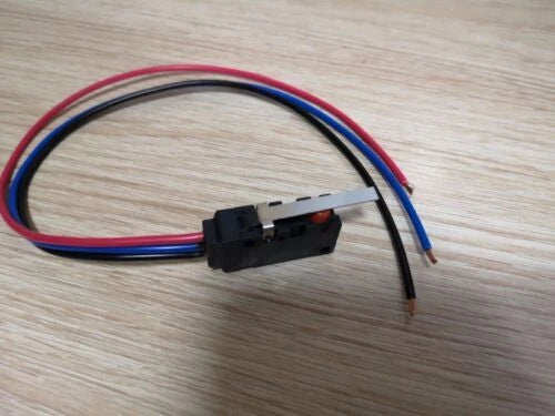 1PCS  Miniature Basic Switch  D2VW-5L1-1M D2VW5L11M