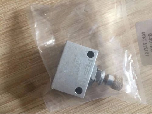 1PC  GR-1/8-B 151215 solenoid valve Free Shipping