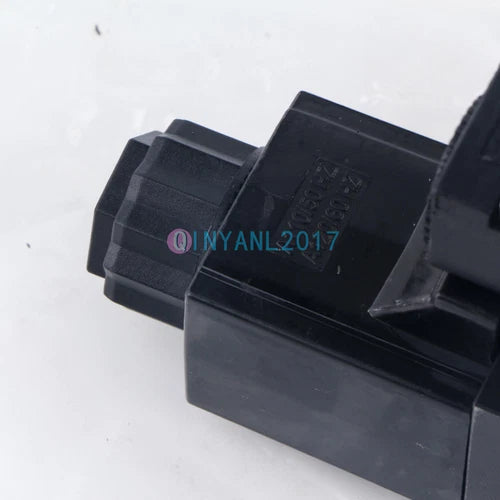 1PCS    KSO-G02-2DA-30-E Solenoid Valve