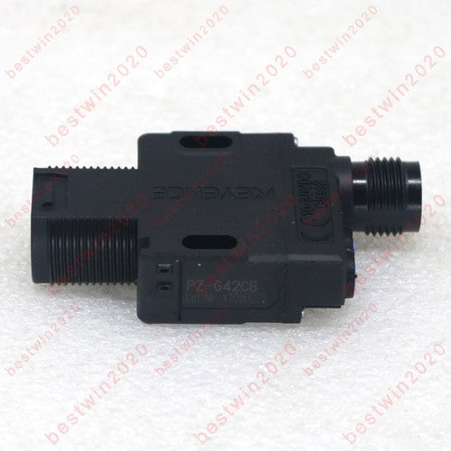1PC  Keyence PZ-G42CB Photoelectric sensor In Box 1 year warranty