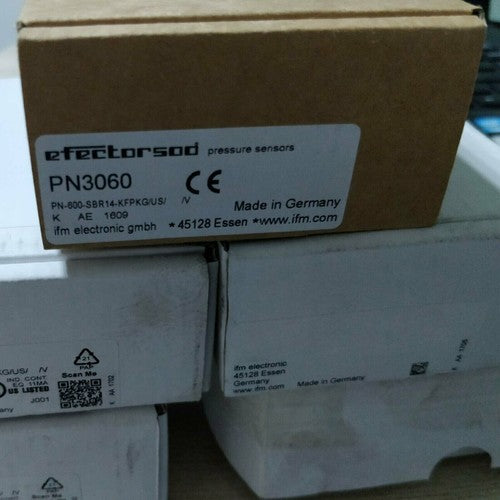 For IFM PN3060  pressure switch sensor Free Shipping