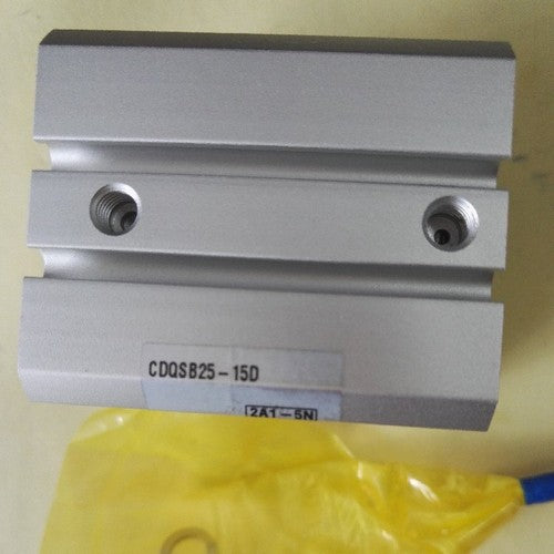 one  SMC CDQSB25-15D CDQSB2515D Free shipping