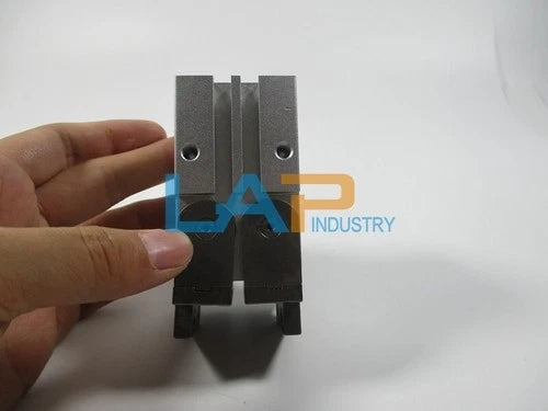 1PCS  FOR Fnger cylinder MHW2-25D1