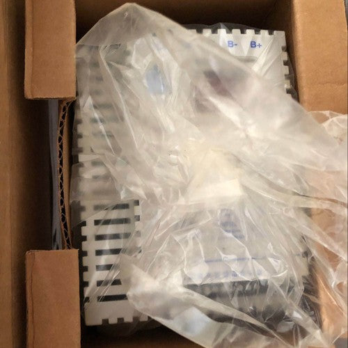 one  Lenze inverter ESMD402L4TXA 380V/4KW Fast Delivery