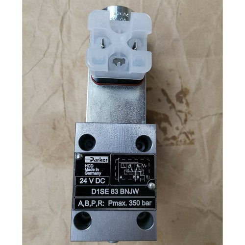 one  D1SE83BNJW Parker valve ONE Year Warranty