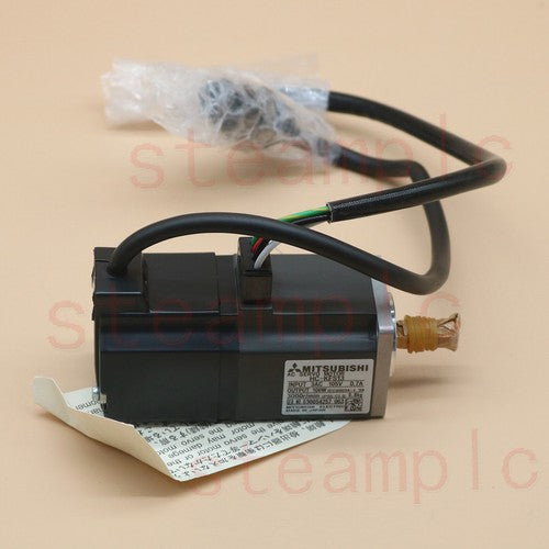 Mitsubishi HC-KFS13 HCKFS13 Servo Motor in box Free Shipping