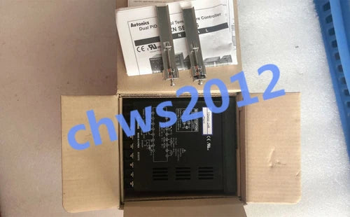 1 PCS  TZN4W-24R   thermostat